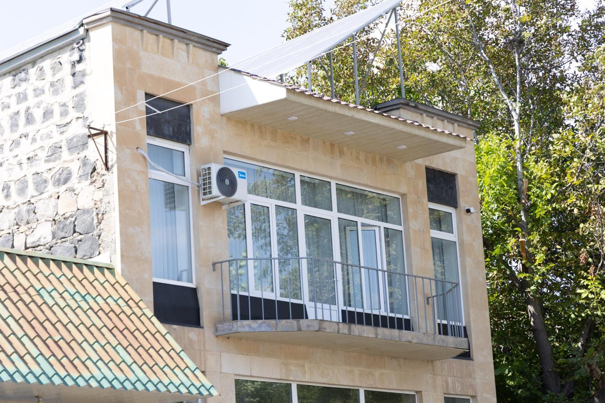 Gladzor Hotel Εξωτερικό φωτογραφία
